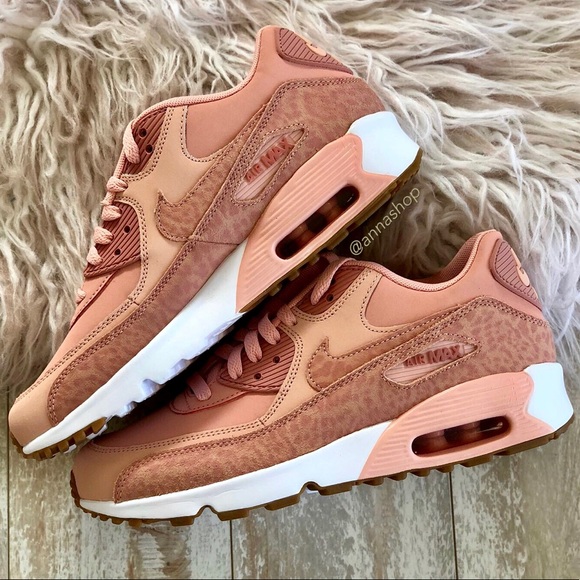 Nike Shoes - NWT濾Nike Air max Ultra Rare!